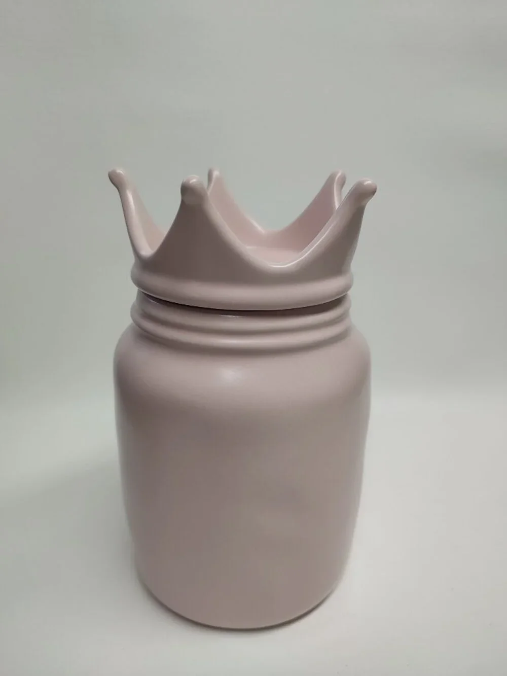 RAE DUNN Pink Queens Kitchen Crown Lidded Container Magenta 7